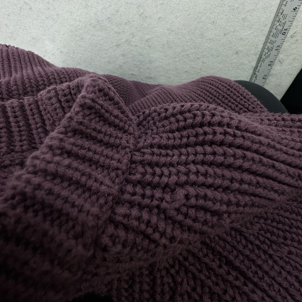 Quince 100% Organic Cotton Fisherman Sweater Size Medium Eggplant Boxey - Picture 10 of 12